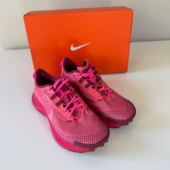 NIB NIKE React Pegasus Trail 3 Running Shoes Size 8.5 PINK - Picture 11 of 16